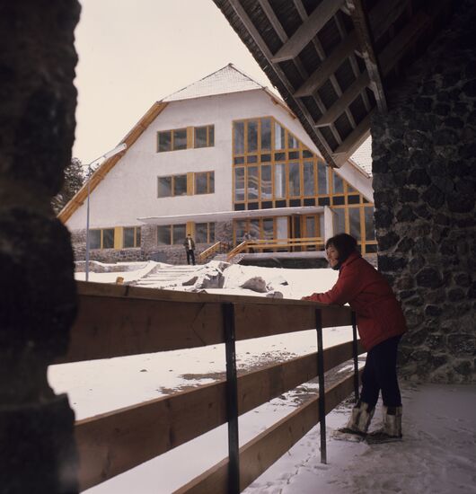 Elbrus educational and research station of Moscow State University