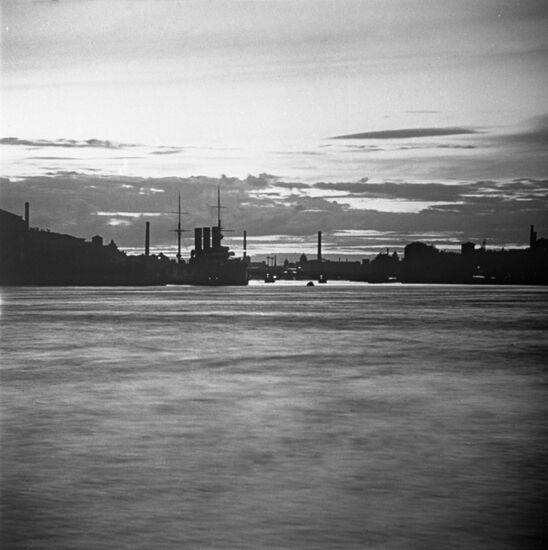 Cruiser Aurora in Neva