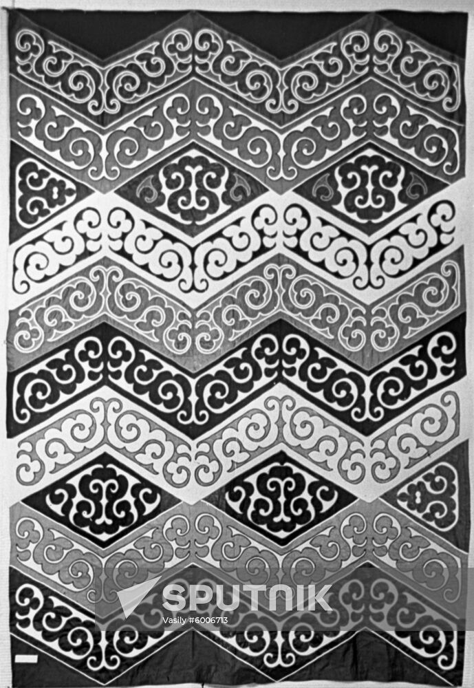 Nanai national ornament