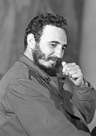 Fidel Castro Ruz visits USSR