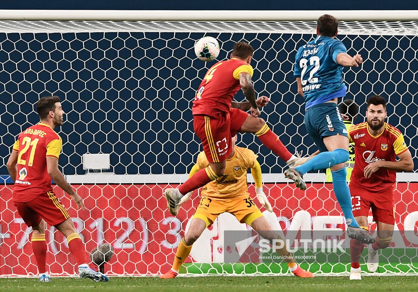 Russia Soccer Premier-League Zenit - Arsenal