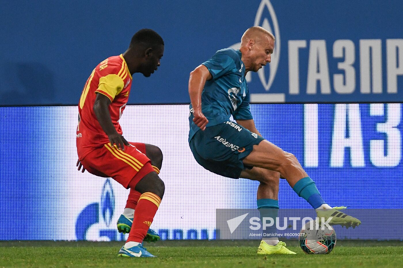 Russia Soccer Premier-League Zenit - Arsenal