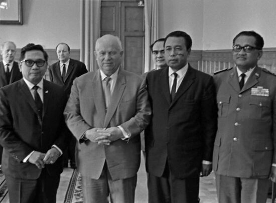 Indonesian government delegation visits USSR