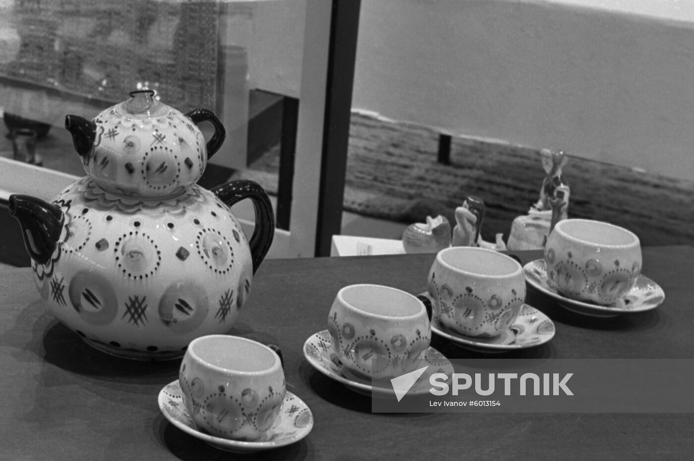 Dmitrovsky porcelain factory