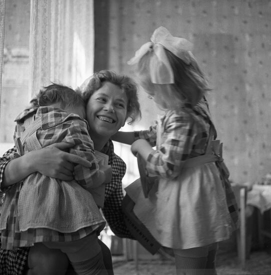 APN 1964 photo exhibition. With Mommy