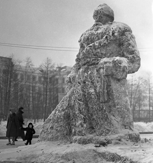 Ice sculpture of Father Frost in Yakutsk