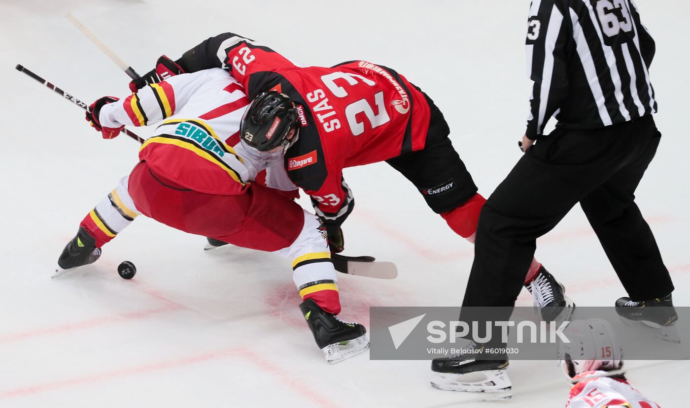 Russia Ice Hockey Avangard - Kunlun