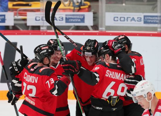Russia Ice Hockey Avangard - Kunlun