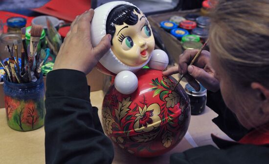 Russia Roly-Poly Toy