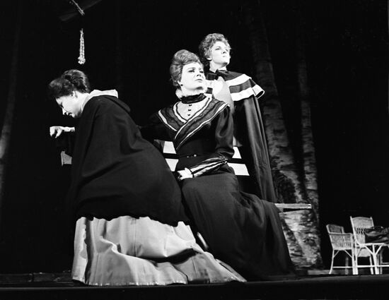 Three Sisters staged at Leningrad Bolshoi Drama