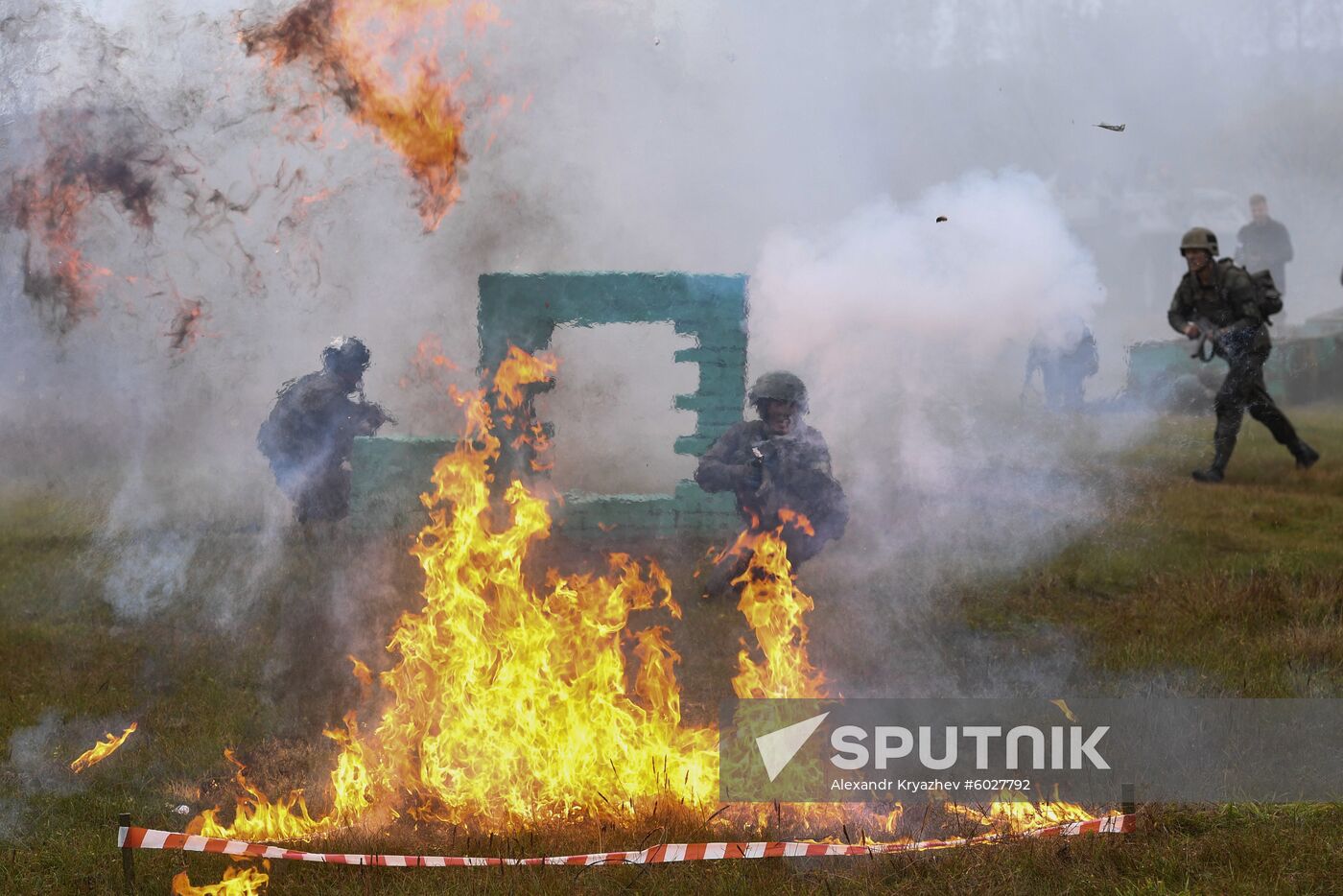 Russia National Guard Maroon Berets Exams