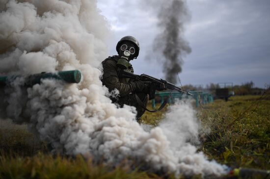 Russia National Guard Maroon Berets Exams