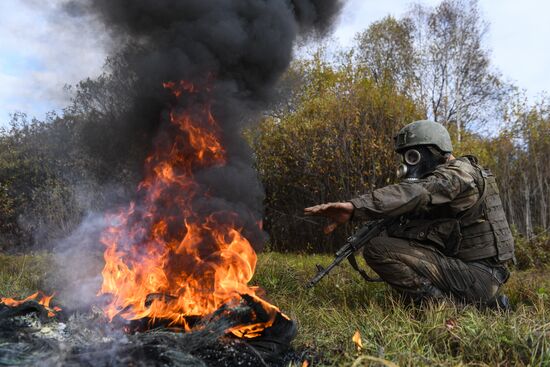 Russia National Guard Maroon Berets Exams