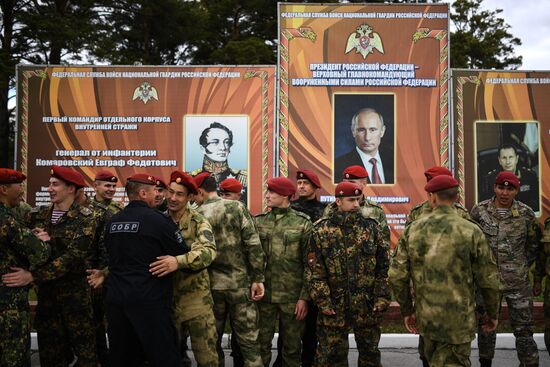 Russia National Guard Maroon Berets Exams