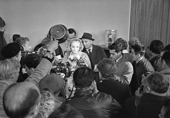German actress and singer Marlene Dietrich's tour in USSR
