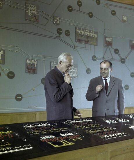 Head of Interregional Dispatching Office of Unified Power Grid of USSR's European part Karyun Nakhapetyan