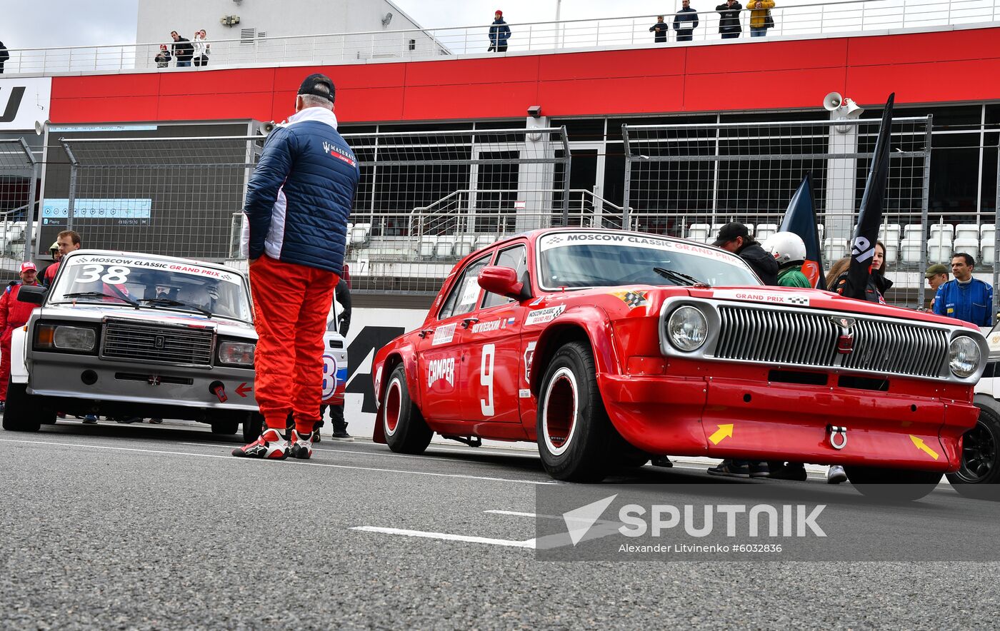 Russia Retro Cars Racing