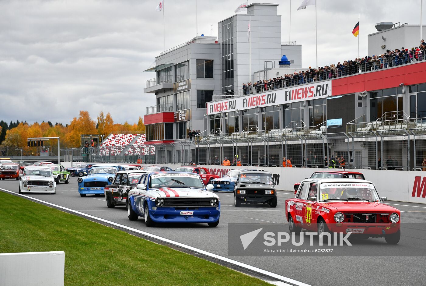 Russia Retro Cars Racing