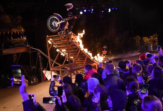  Russia Bikers 