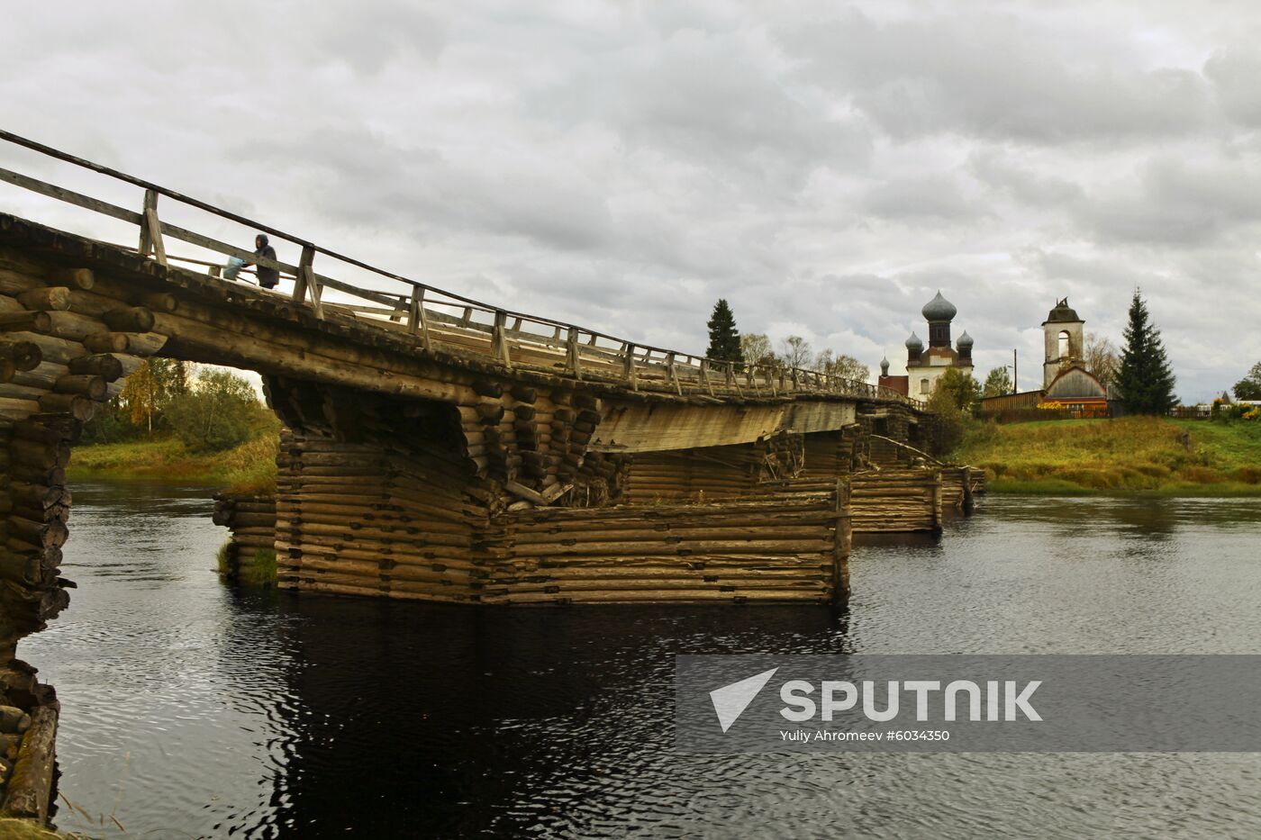 Wooden crib bridge in Arkhangelsk Region