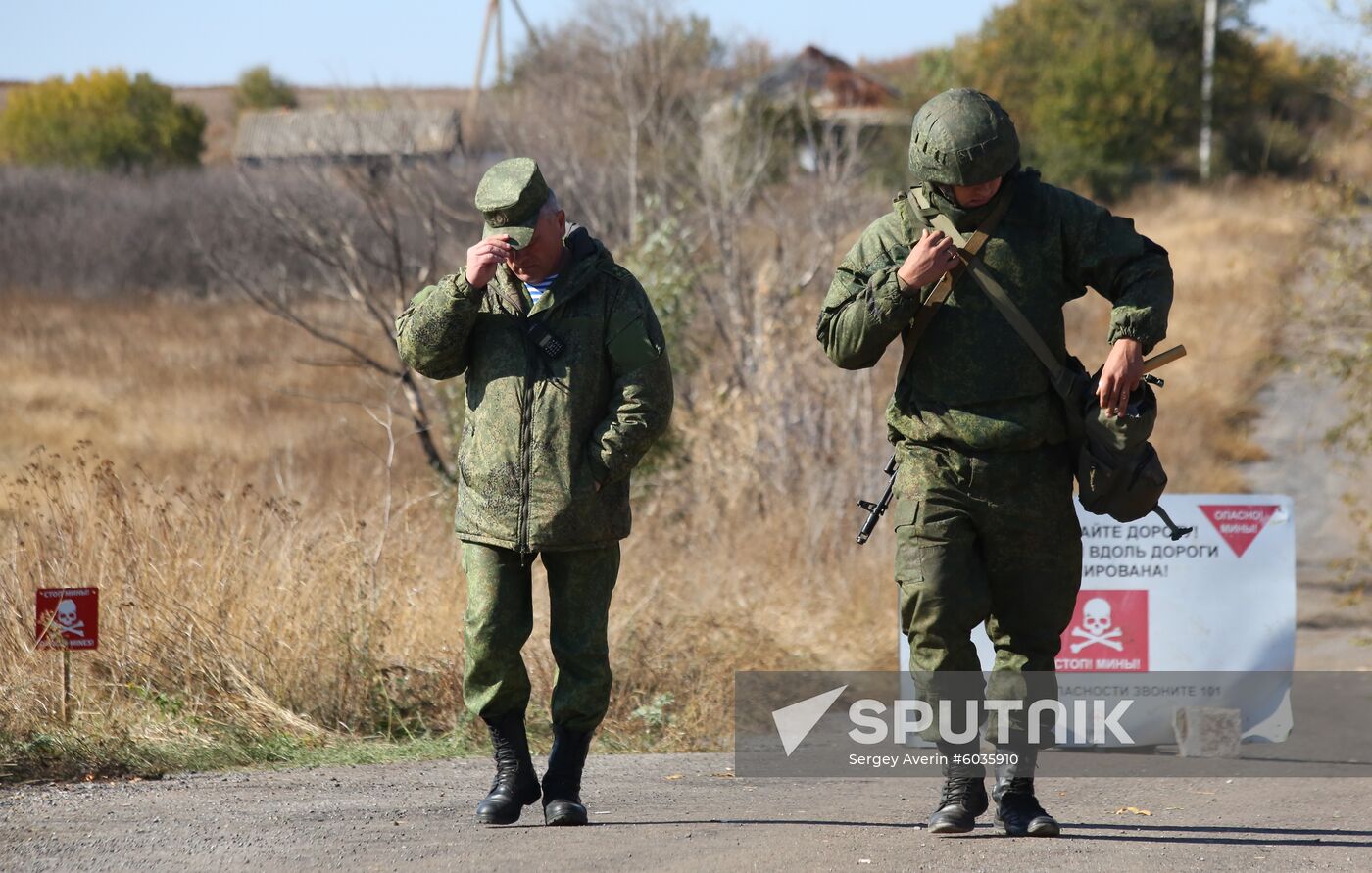Ukraine DPR LPR Troops Pullout
