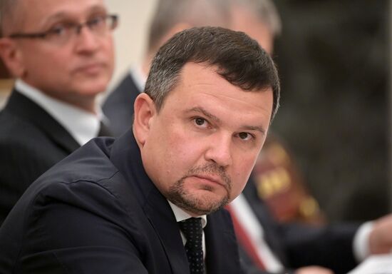 Russia Putin Government