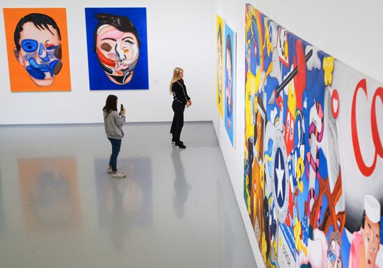 Russia Philip Colbert Exhibition