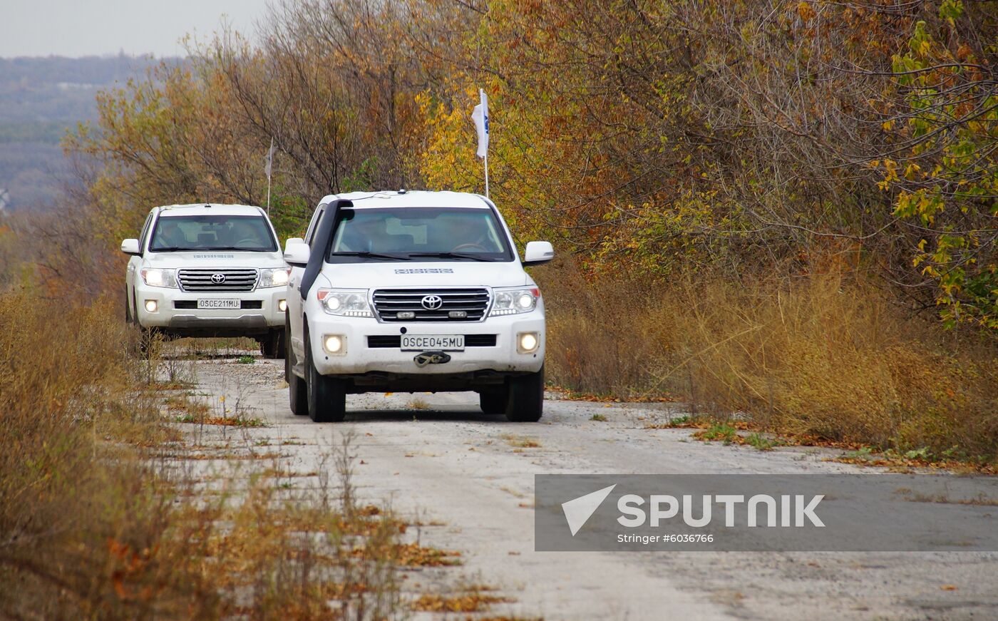 Ukraine DPR LPR Troops Pullout