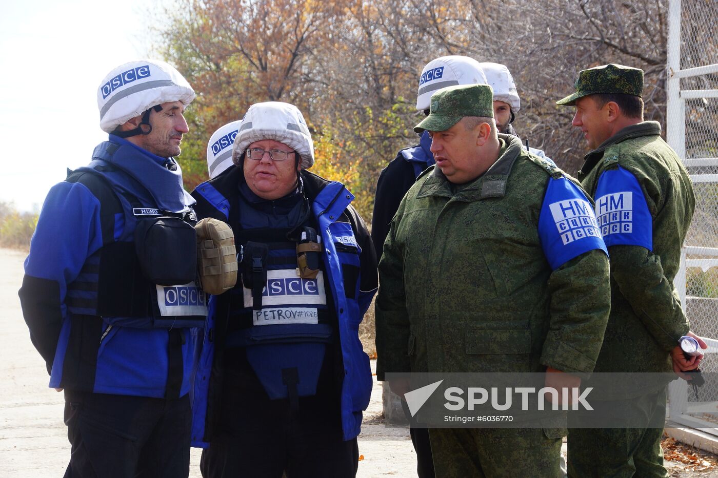 Ukraine DPR LPR Troops Pullout