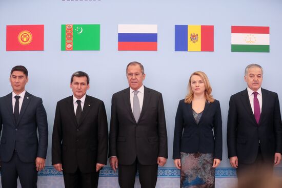 Turkmenistan Russia
