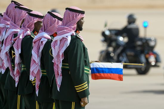Saudi Arabia Russia