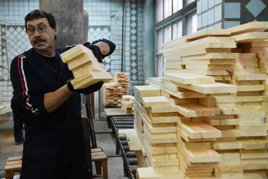 Russia Wood
