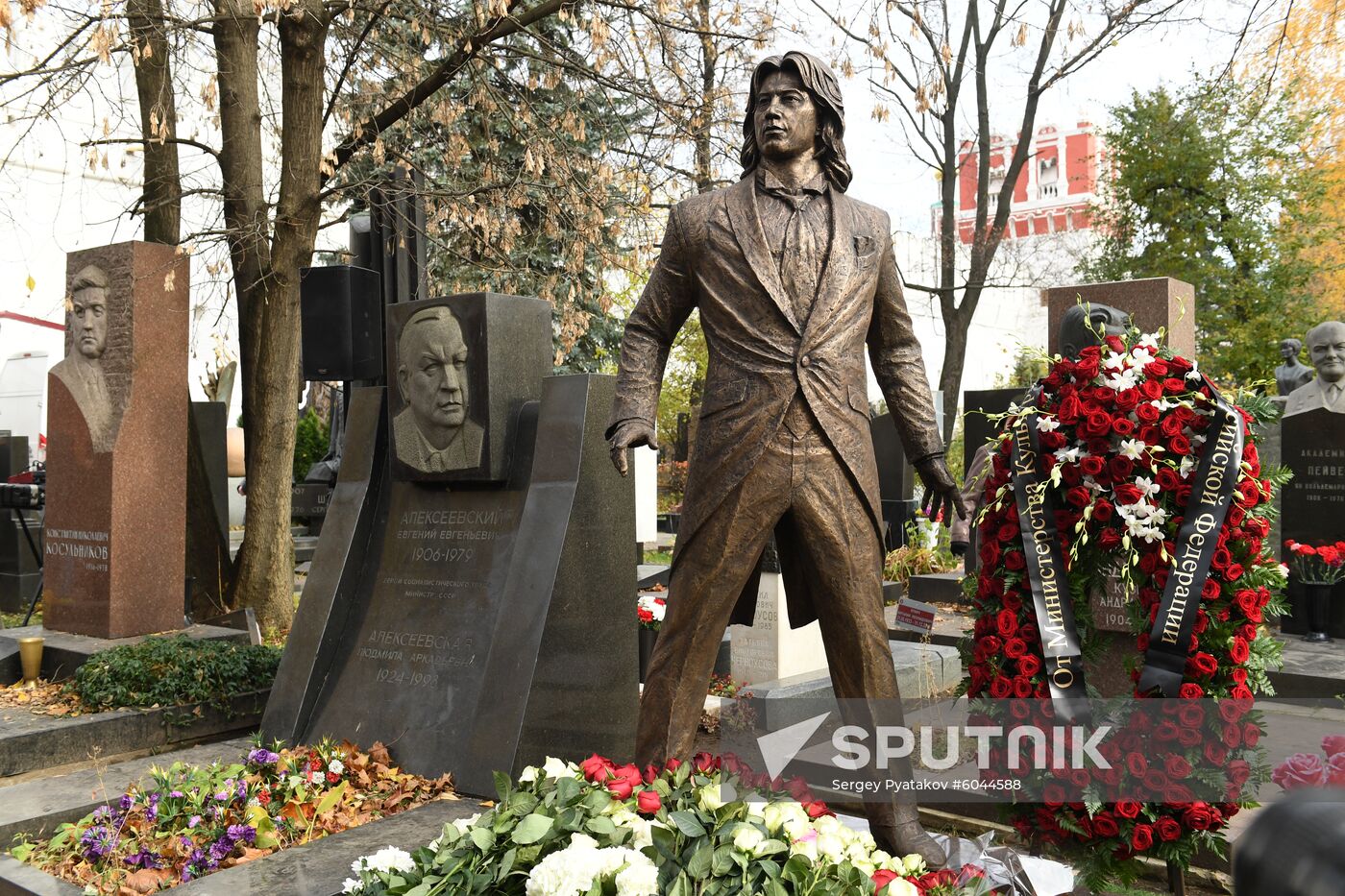 Russia Dmitri Hvorostovsky Monument