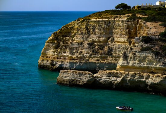 Countries of the world. Portugal