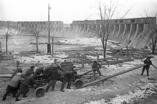 Great Patriotic War. DneproGES