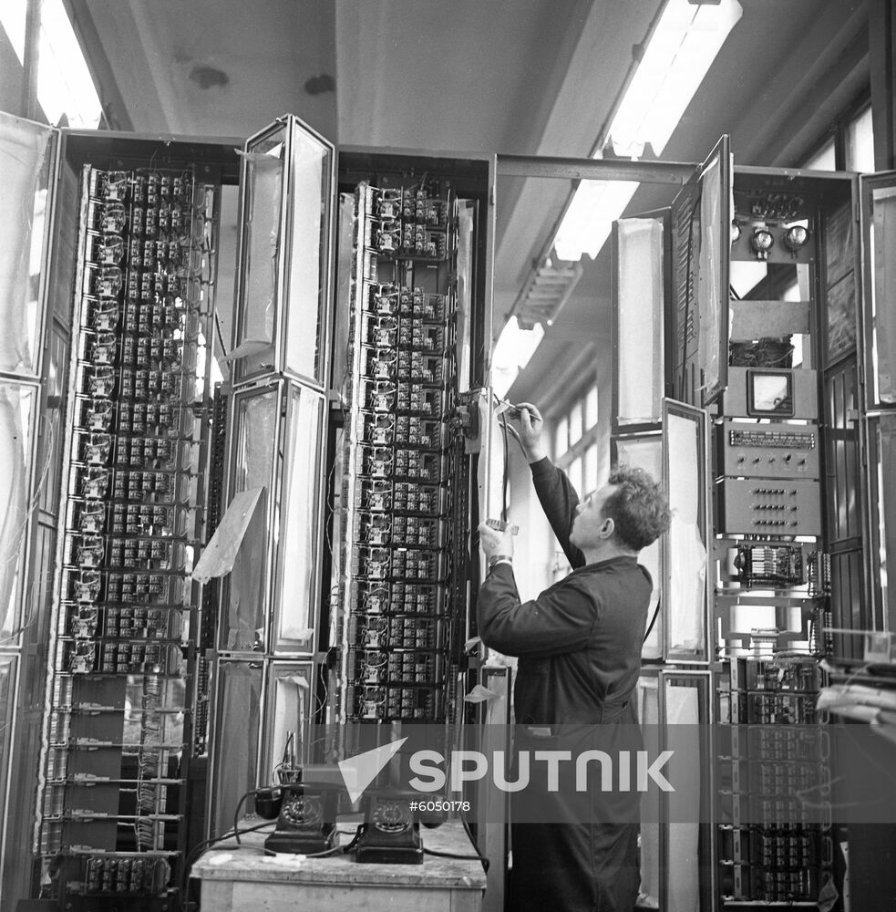 Automatic telephone station