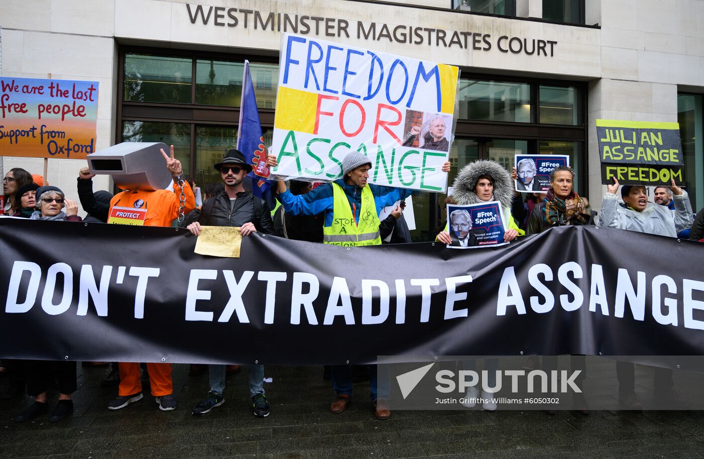 Britain Wikileaks Assange Court
