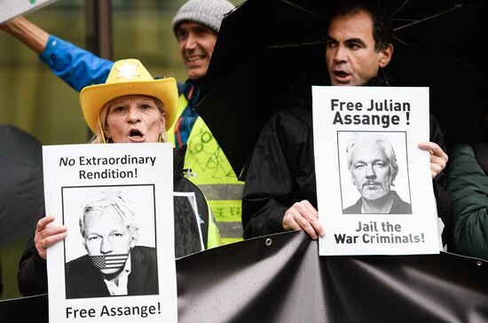 Britain Wikileaks Assange Court