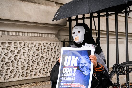 Britain Wikileaks Assange Court