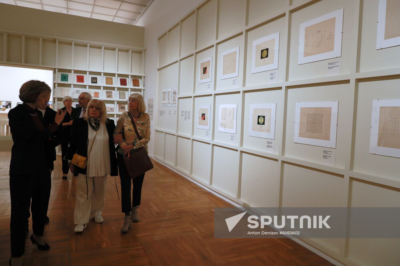 Exhibition Avant-Garde List No. 1