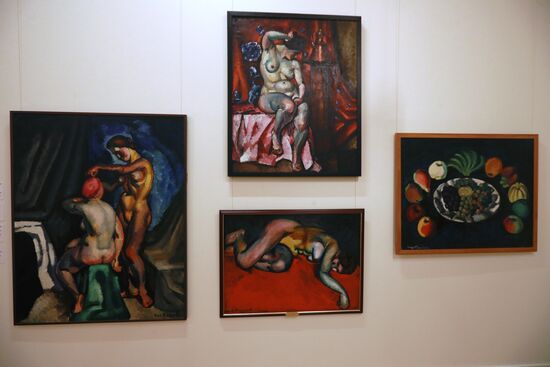 Exhibition Avant-Garde List No. 1