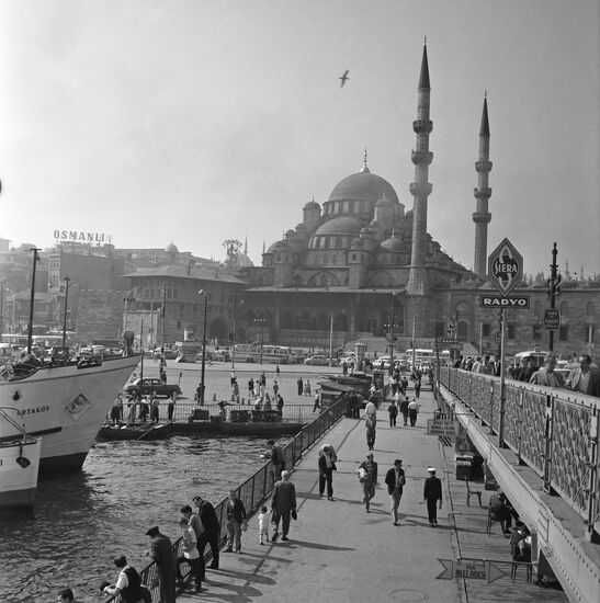 Galata Bridge and Suleymaniye Mosque in Istanbul