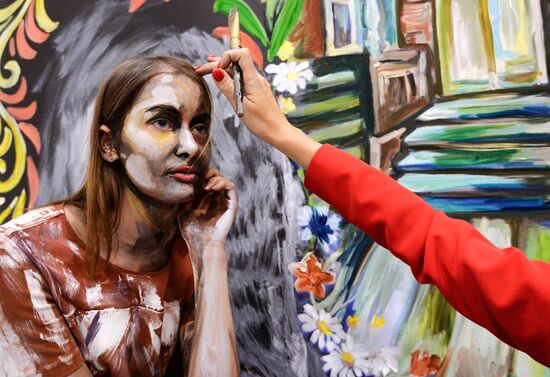 Russia Art Exhibition
