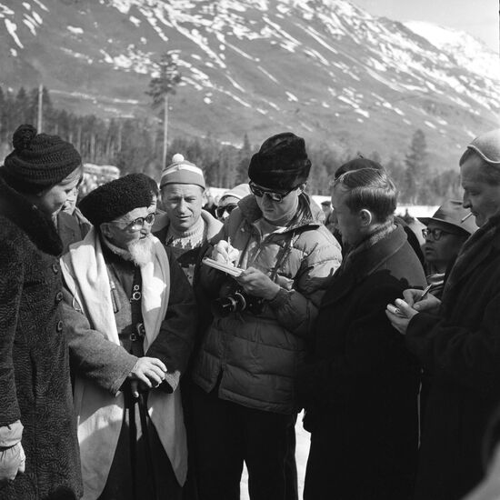 American journalists near Elbrus