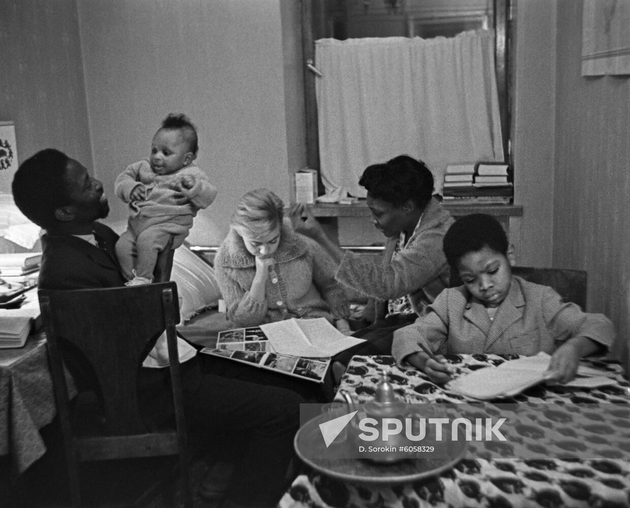 Senegalese family in Soviet Union, students of Lomonosov Moscow State University