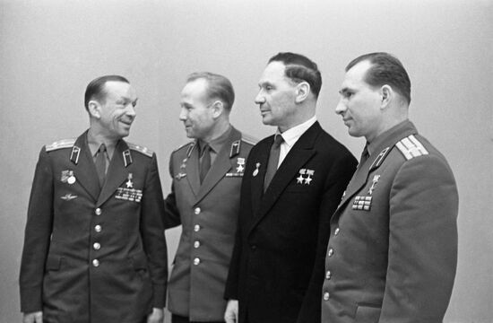 Pilot cosmonauts