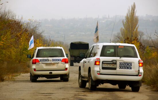 Ukraine LPR Troops Pullout