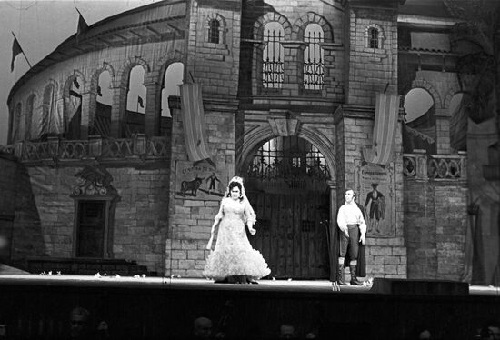 Scene from opera 'Carmen'
