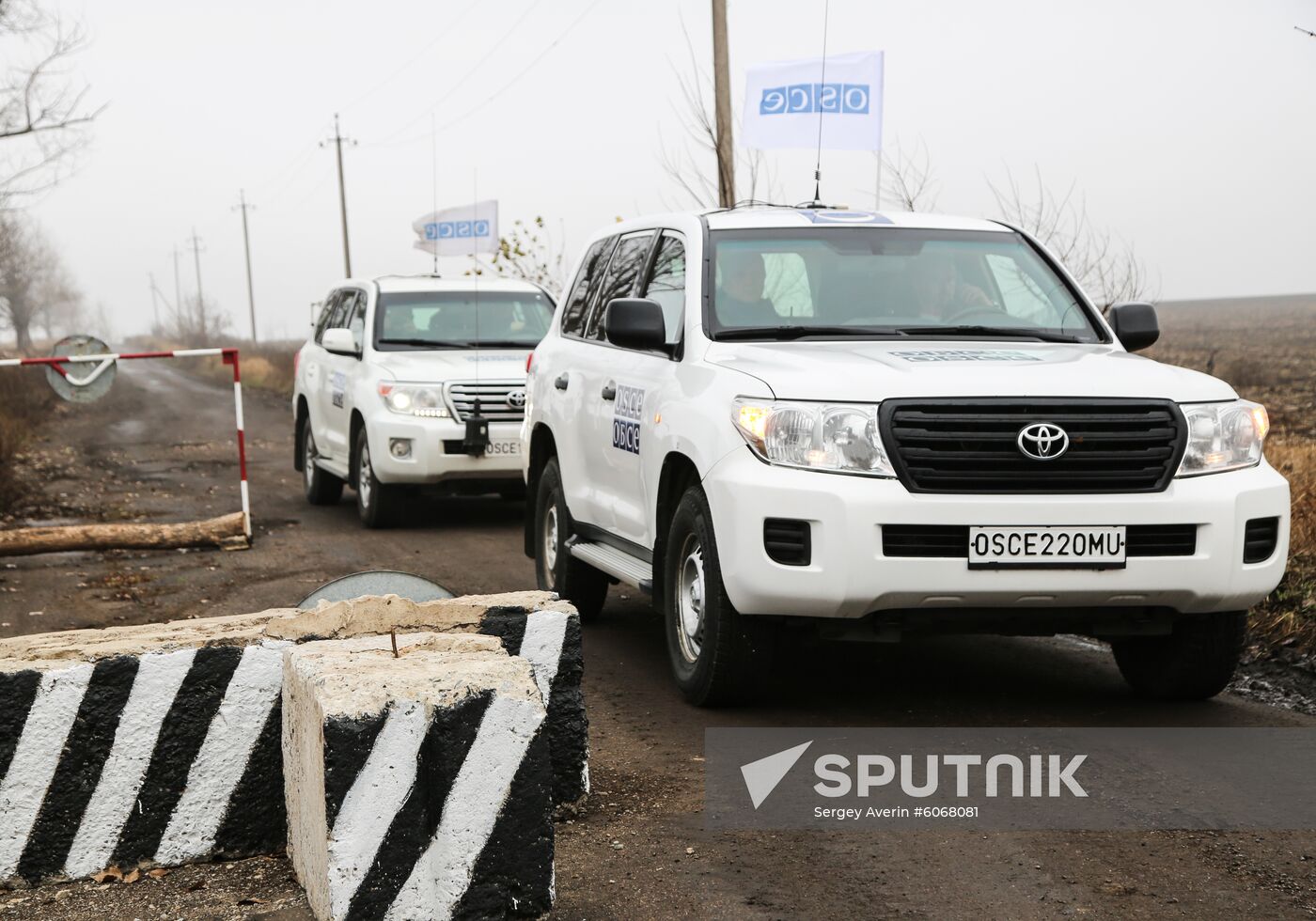 Ukraine DPR LPR Troops Pullout