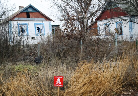 Ukraine DPR LPR Troops Pullout